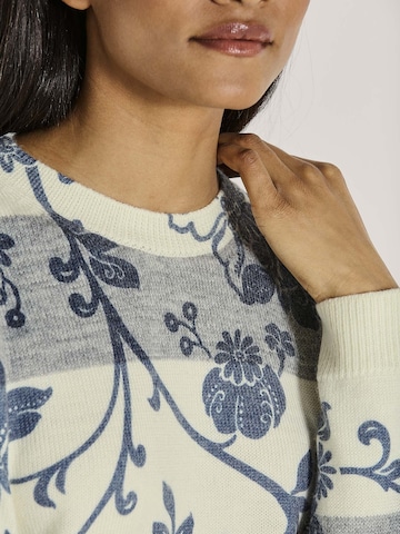 MADELEINE Trui in Wit