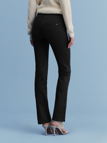 Next Bootcut Jeans i svart