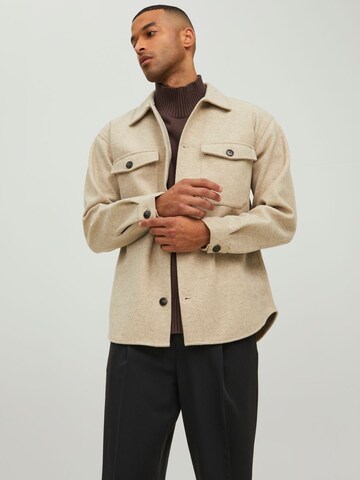 JACK & JONES - Chaqueta de entretiempo 'Ollie' en beige: frente