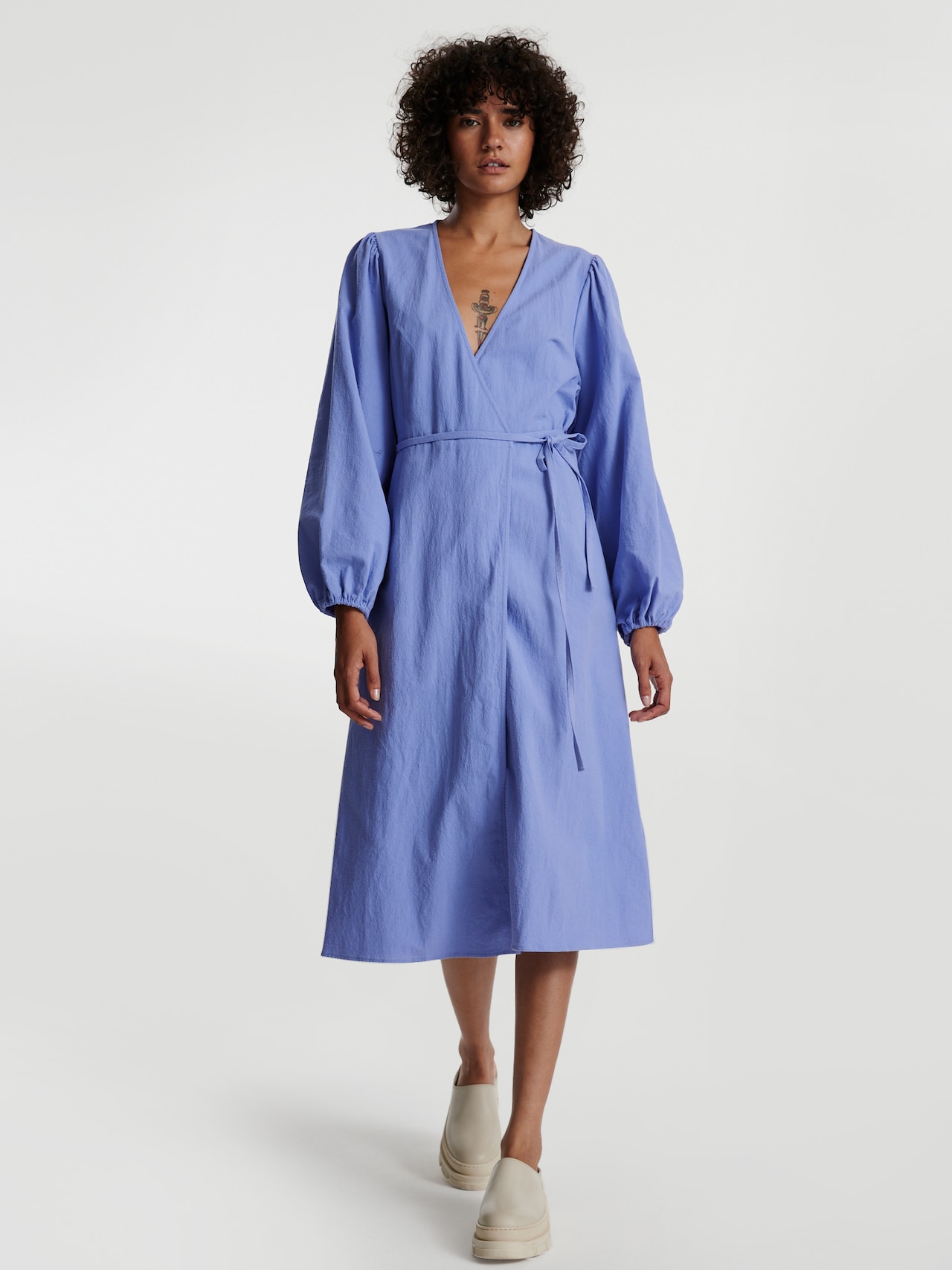 EDITED Robe 'Hanne' violet