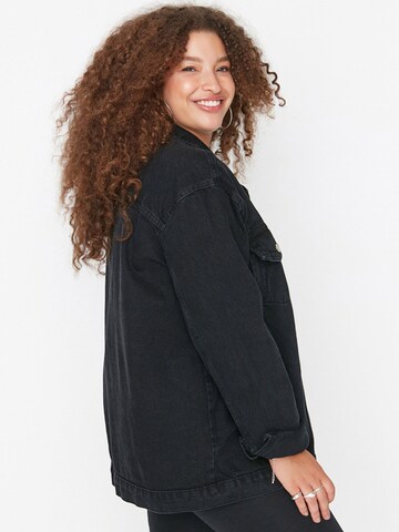 Trendyol Curve - Chaqueta de entretiempo en gris