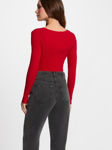 Morgan Pullover in Rot