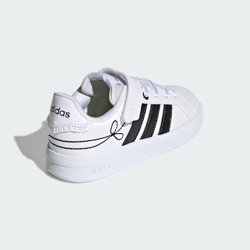 ADIDAS SPORTSWEAR Σνίκερ 'Grand Court 3.0' σε λευκό