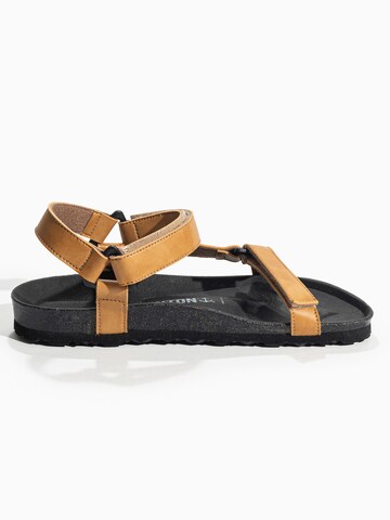 Bayton Sandal 'RIGONI' in Yellow