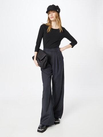 T-shirt 'MULTIA' Weekend Max Mara en noir