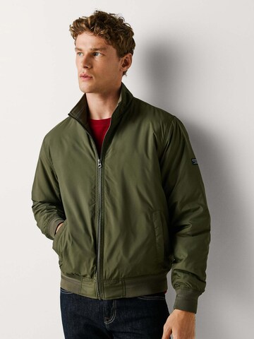 Pepe Jeans Between-Season Jacket 'Saunders' in Green