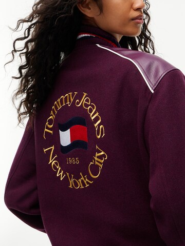 Tommy Jeans Tussenjas in Lila