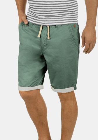 BLEND Regular Chino Pants 'Kankuro' in Green: front