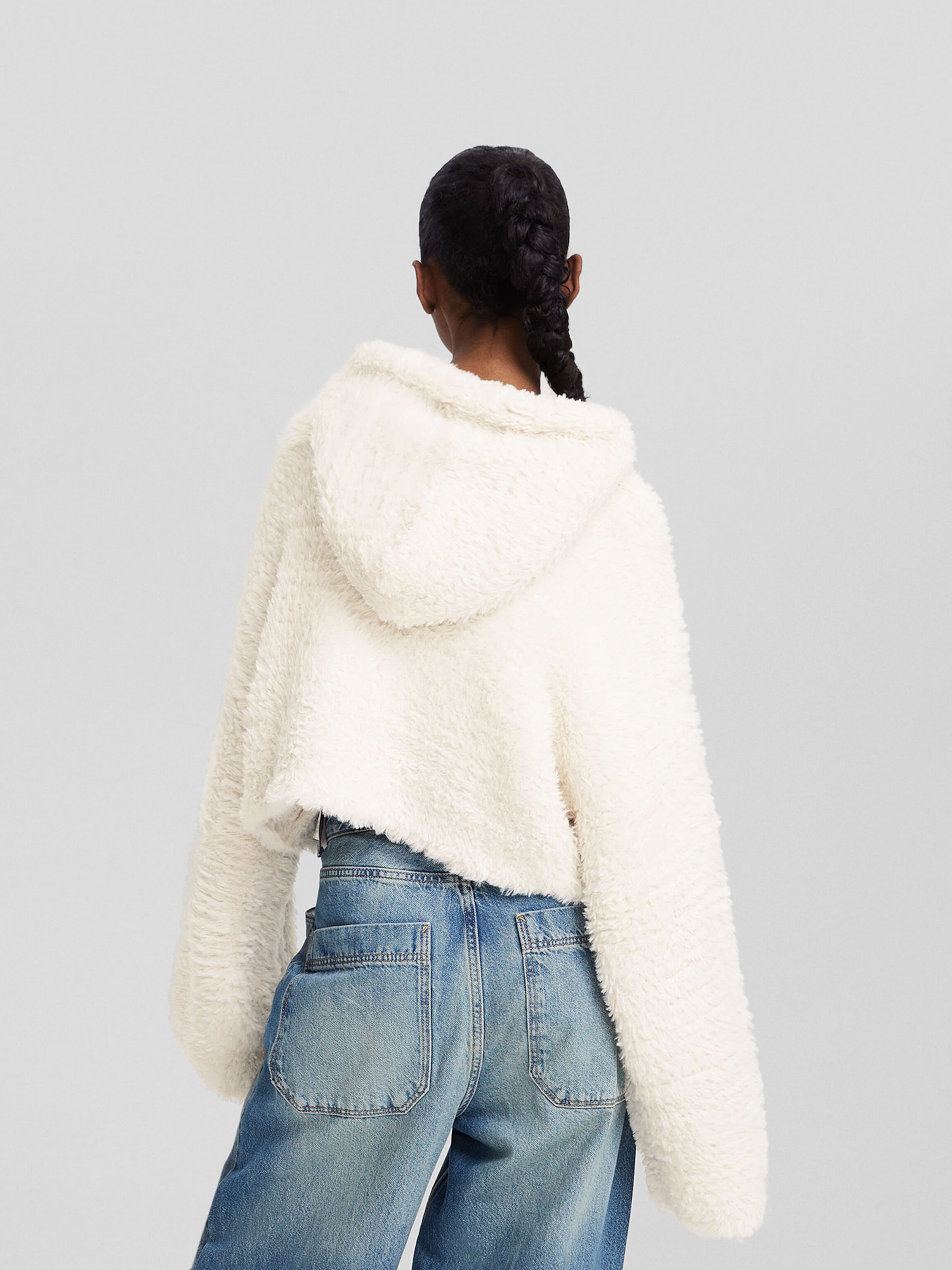 Pull over Bershka en Ecru ABOUT YOU