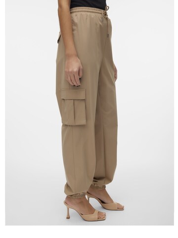 VERO MODA Loosefit Cargohose in Braun