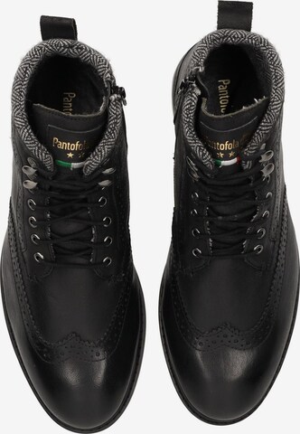 Boots stringati 'Tocchetto' di PANTOFOLA D'ORO in nero