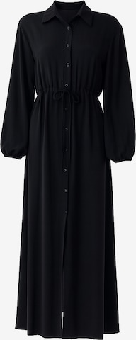 Robe-chemise Elara en noir : devant