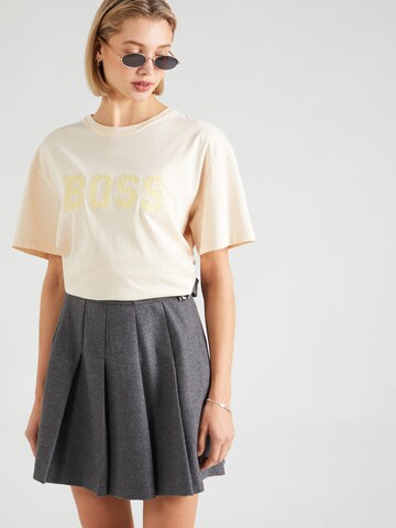 BOSS - Camiseta en beige: frente