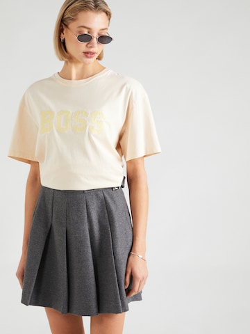 T-shirt BOSS en beige : devant