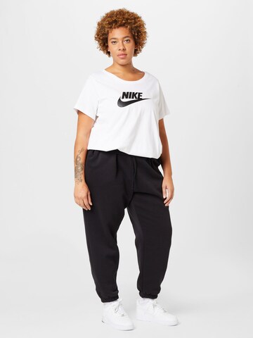 T-shirt fonctionnel Nike Sportswear en blanc