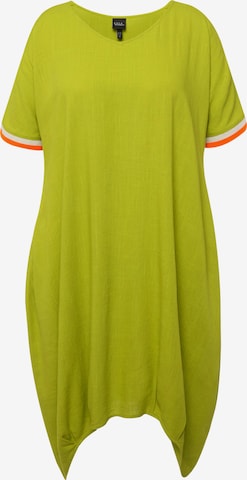 Ulla Popken Dress in Green: front