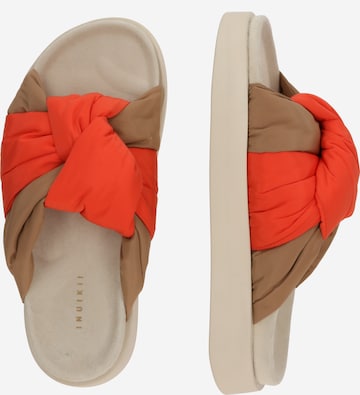 INUIKII - Zapatos abiertos en naranja