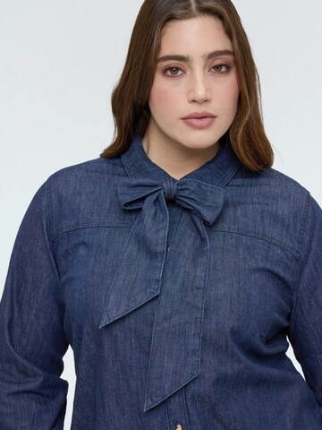 Fiorella Rubino - Blusa en azul