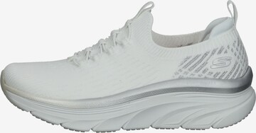 Baskets basses 'D'LUX WALKER' SKECHERS en blanc