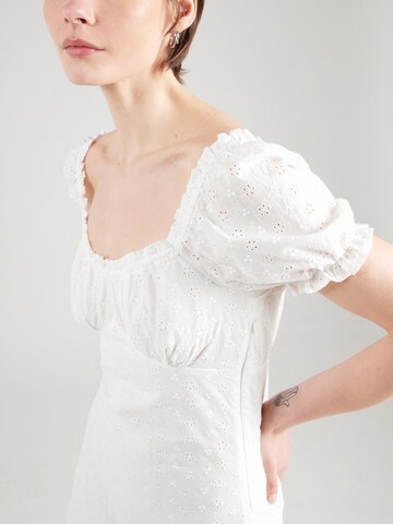 Robe d’été 'Poppy' STUDIO SELECT en blanc