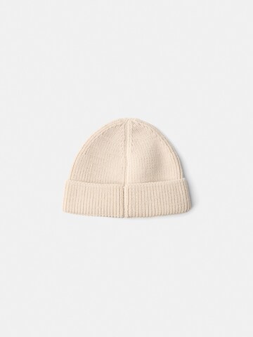 Bershka Muts in Beige