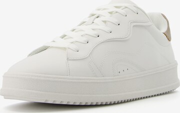 Bershka Sneaker low i hvid: forside