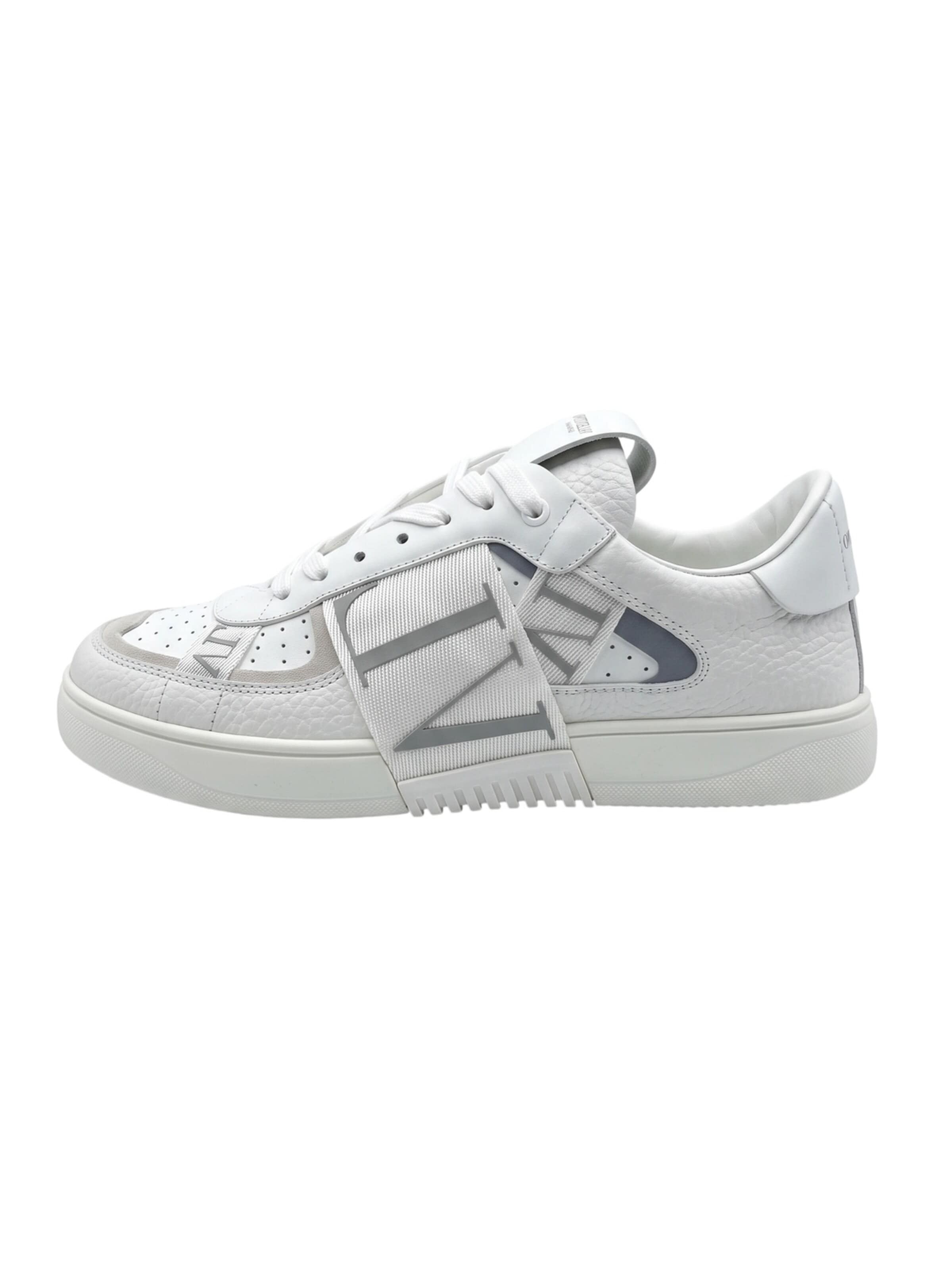 VALENTINO Sneakers 'Valentino VL7N Round Toe Sneaker Herren weiß' in White: front