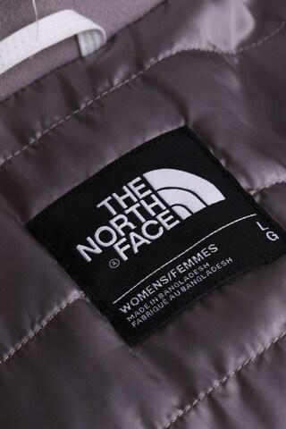 THE NORTH FACE Jacket & Coat in L in White