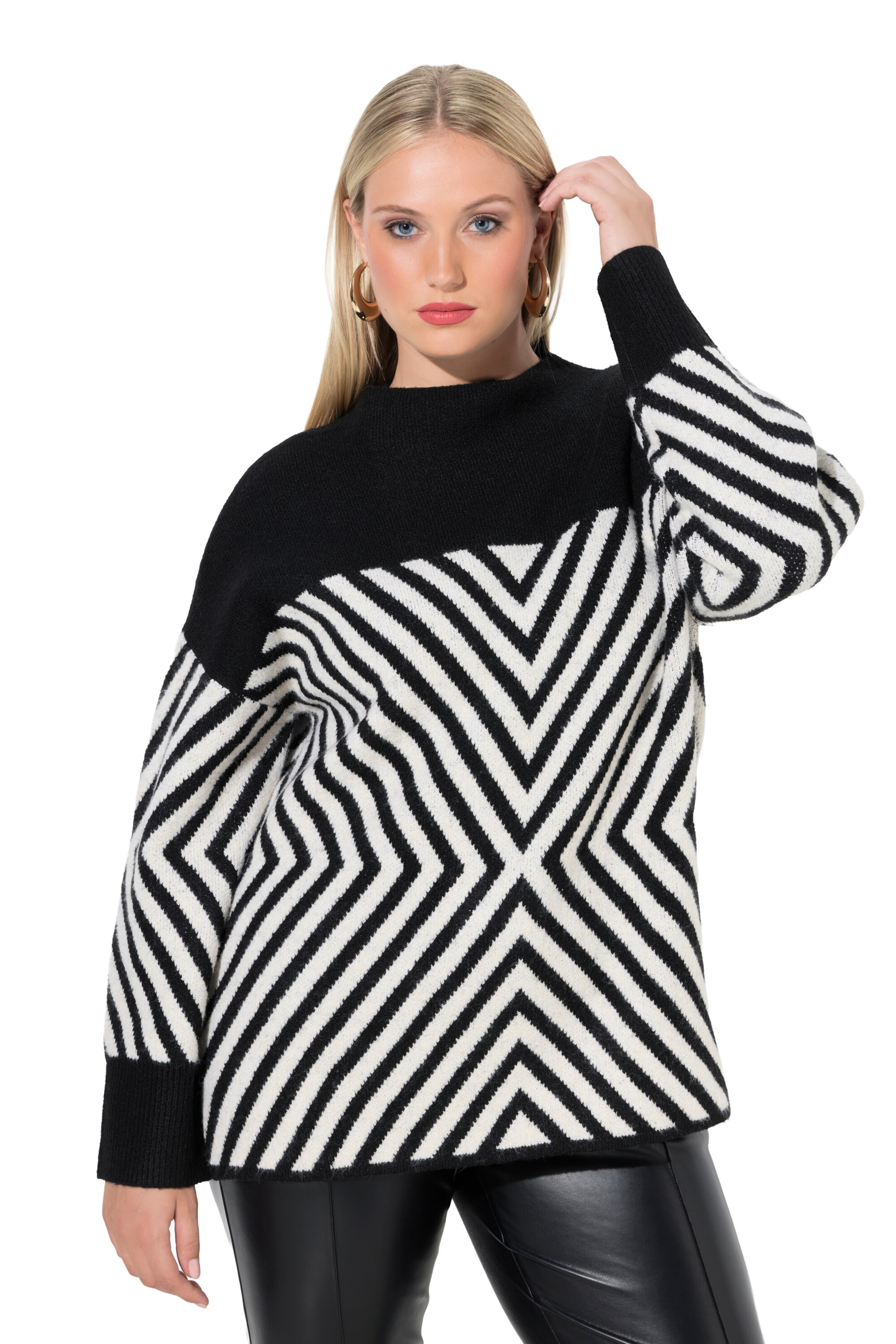 Ulla Popken Pullover in Schwarz: Vorderseite