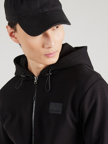 EA7 Emporio Armani Ζακέτα φούτερ σε μαύρο