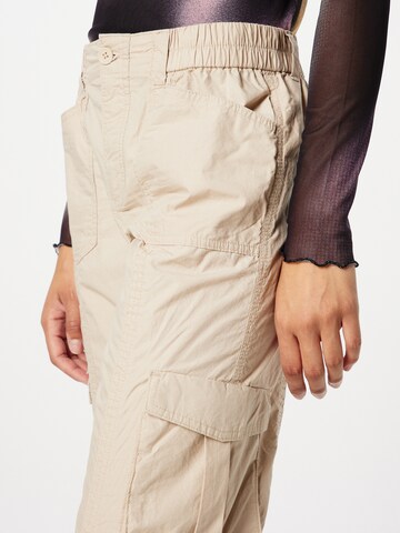 Loosefit Pantaloni cargo di Gina Tricot in beige