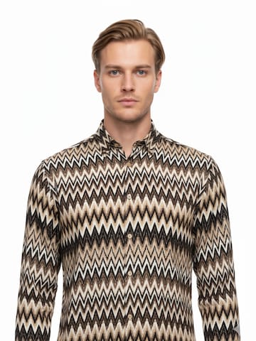 RadwaRegular Fit Košulja 'Men's Viscose multicolor pattern shirt' - smeđa boja