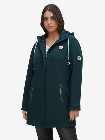 SHEEGO Between-Seasons Coat in Green: front