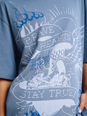 Tricou 'Brave Hearts Stay True' de la Ed Hardy pe albastru