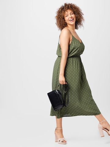 Robe 'Jasmin' ABOUT YOU Curvy en vert