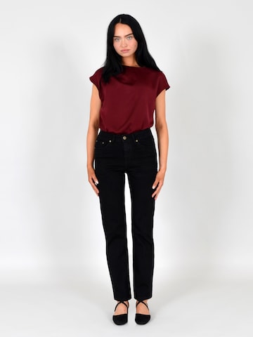 ESRA Regular Jeans in Black: front