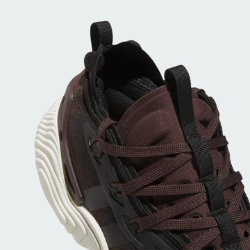 Chaussure de sport 'Trae Young 3' ADIDAS PERFORMANCE en marron