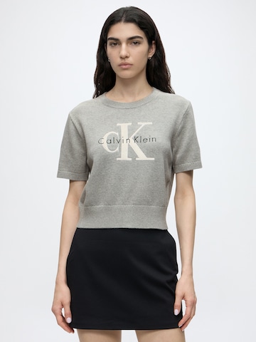 Calvin Klein Jeans Pulover | siva barva: sprednja stran