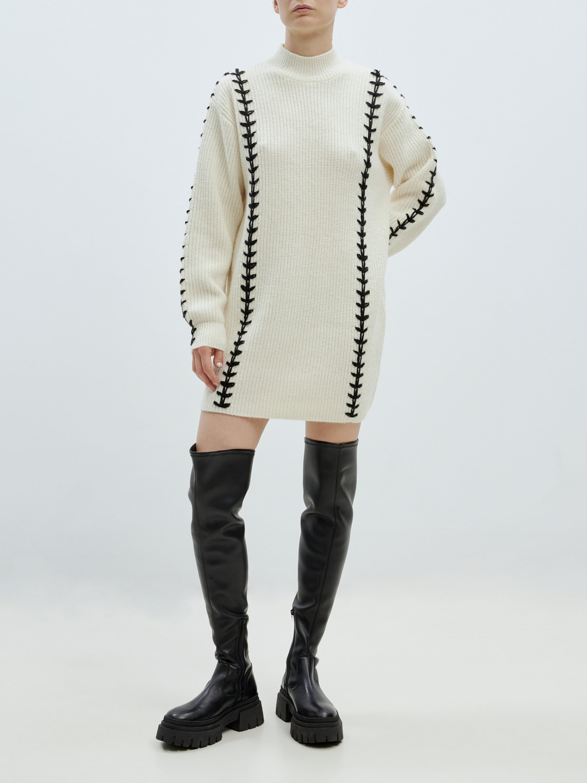 EDITED Produits Robes en maille 'Eske' beige