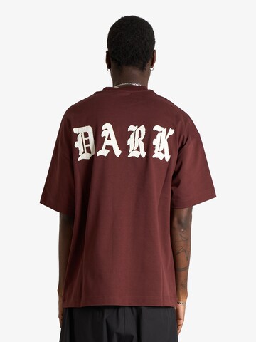 DARK LABEL Shirt in Rood