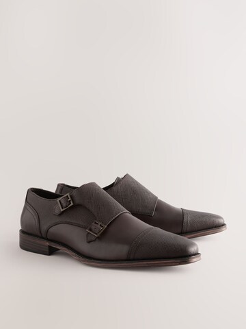 Chaussure à lacets 'Saffiano' Next en marron