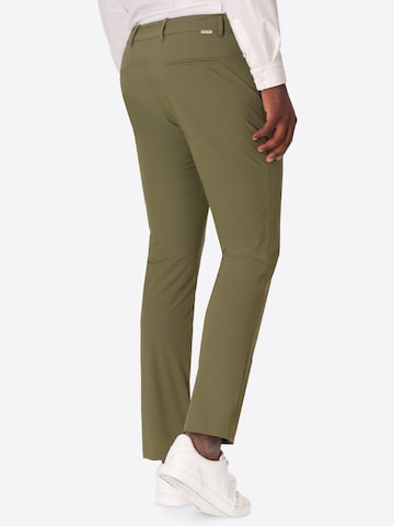 Slimfit Pantaloni funzionali 'High-Perform12 KOS T. Active' di Distretto12 in verde