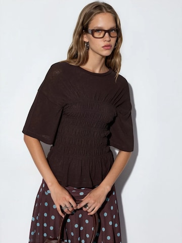 T-shirt Busem en noir : devant