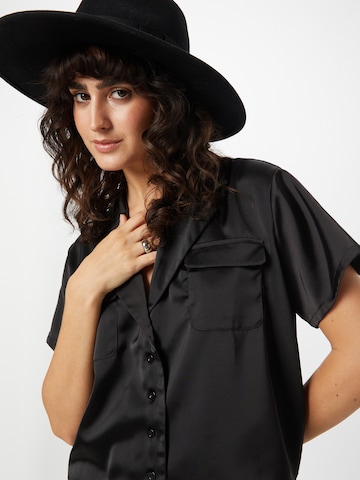 Nasty Gal Petite Blouse in Zwart