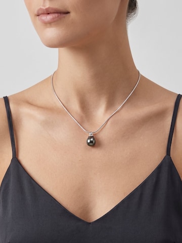 Collana 'Trouville' di Ateliers Saint Germain in nero