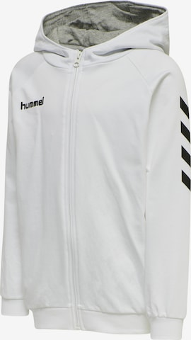 Hummel Sportsweatjacke in Weiß