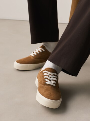 Sneaker bassa 'N. Premium' di Next in marrone