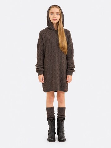 Robe Hilal Akinci Kids en marron