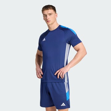 ADIDAS PERFORMANCE - Camiseta de fútbol 'Tiro 26 Essentials' en azul: frente