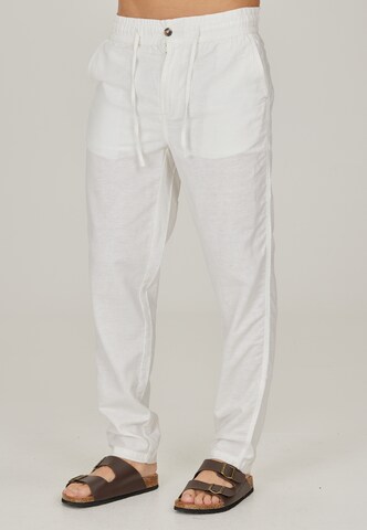 Cruz Regular Pants 'Reagan' in White: front